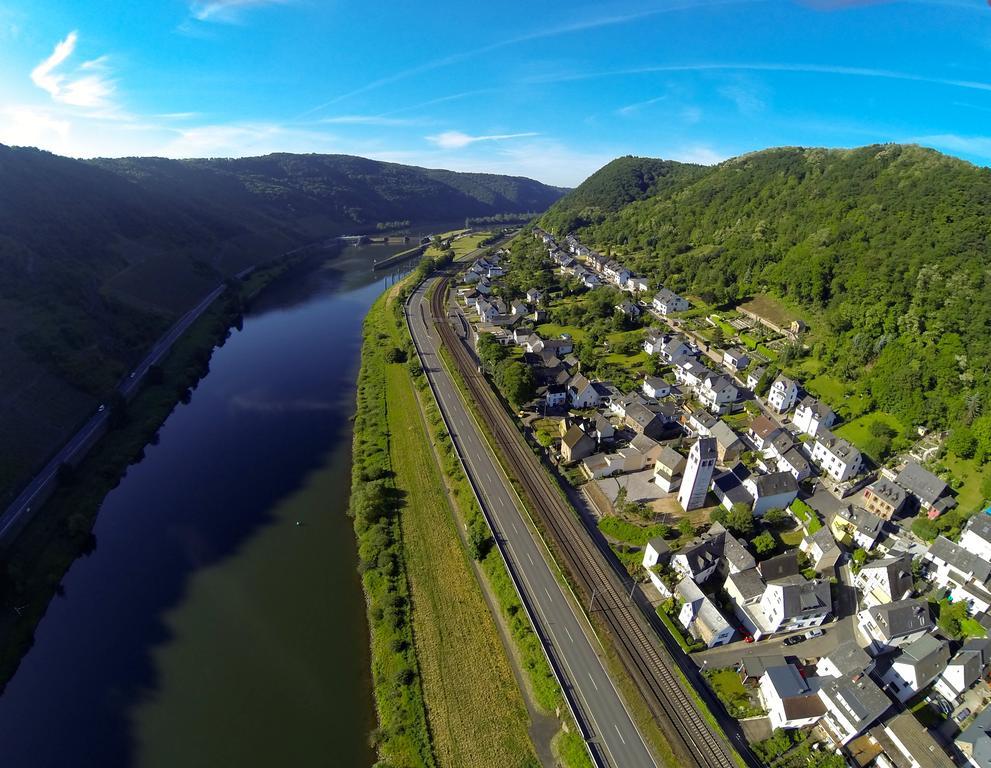 Ferienwohnungen Haus Am Wuerzlaysteig Lehmen Екстер'єр фото