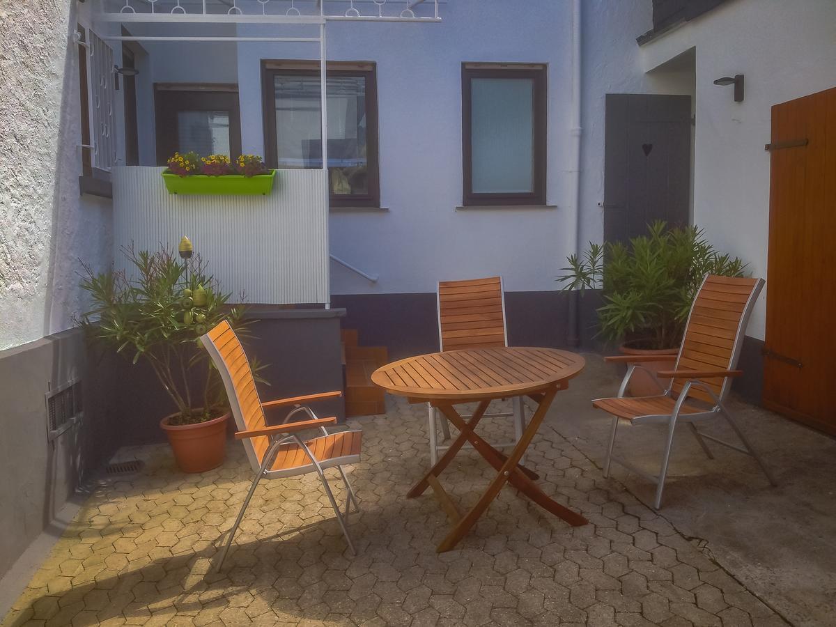 Ferienwohnungen Haus Am Wuerzlaysteig Lehmen Екстер'єр фото